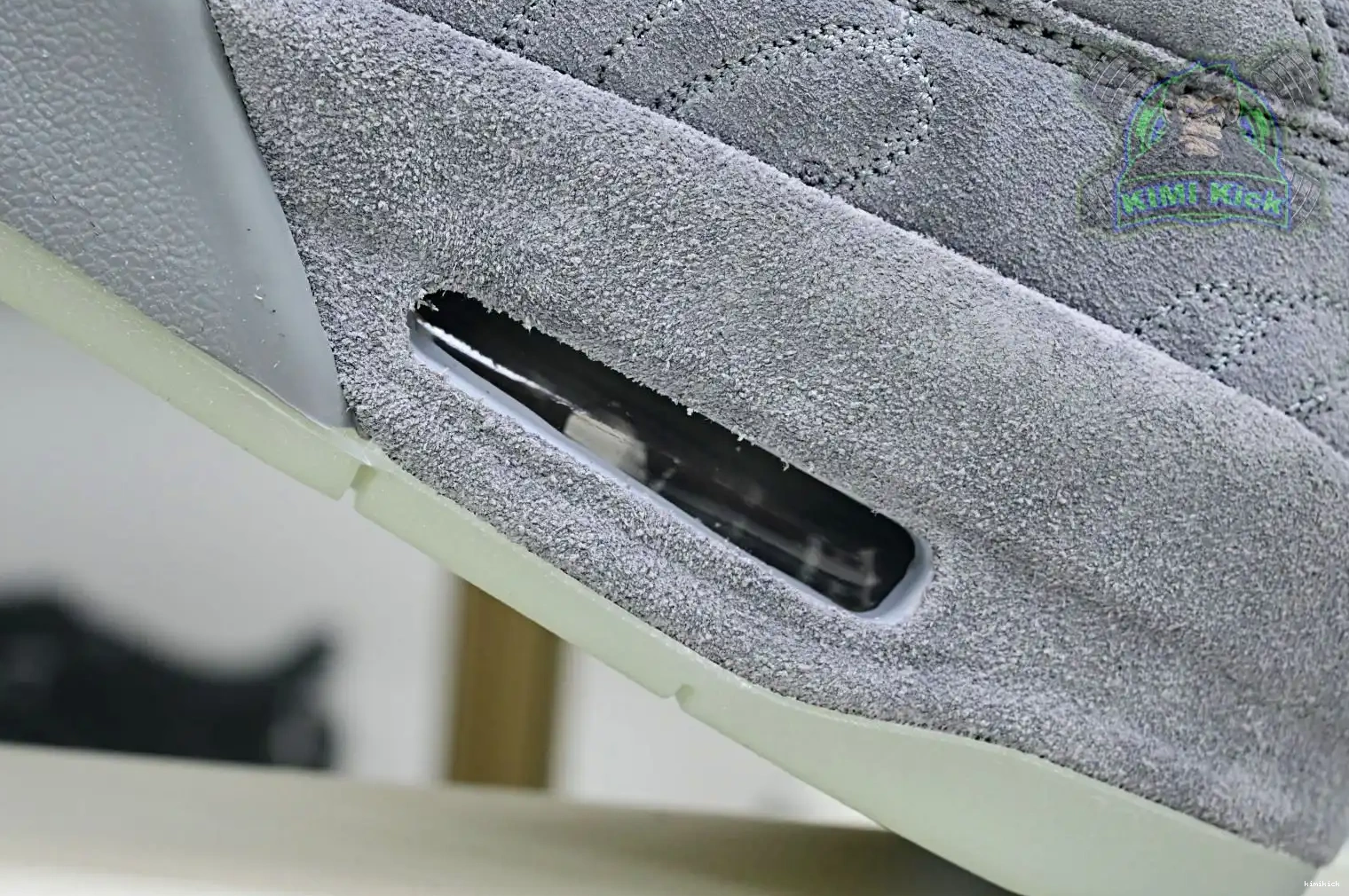 Jordan Jordan 4 Air kaws retro Kimikick 0511